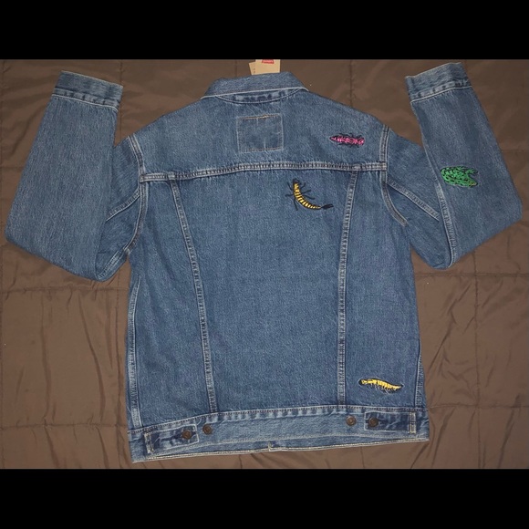 Levi’s Freehand Embroidered Trucker Jean Jacket - Picture 6 of 8